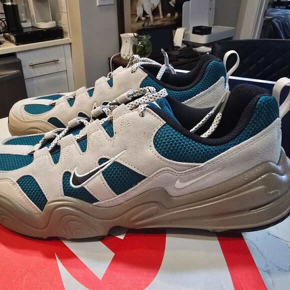 Nike Tech Hera Men's Shoes Size 10.5 FJ9532 110 LT Orewood Brown/Teal/Khaki NEW - Picture 1 of 14